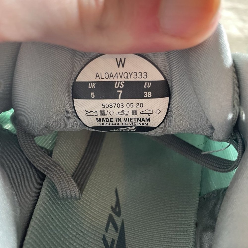 Altra Paradigm 5 Running Shoes Light Green Women's US Size 7 - Picture 10 of 10